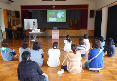 高知市の幼稚園で足育講座